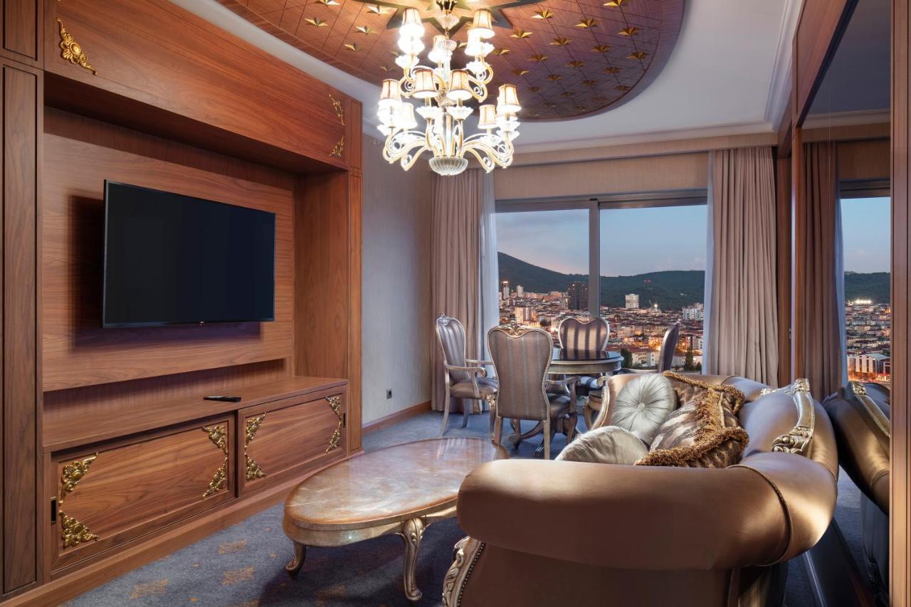 Doubletree By Hilton Istanbul Atasehir Hotel & Conference Centre エクステリア 写真