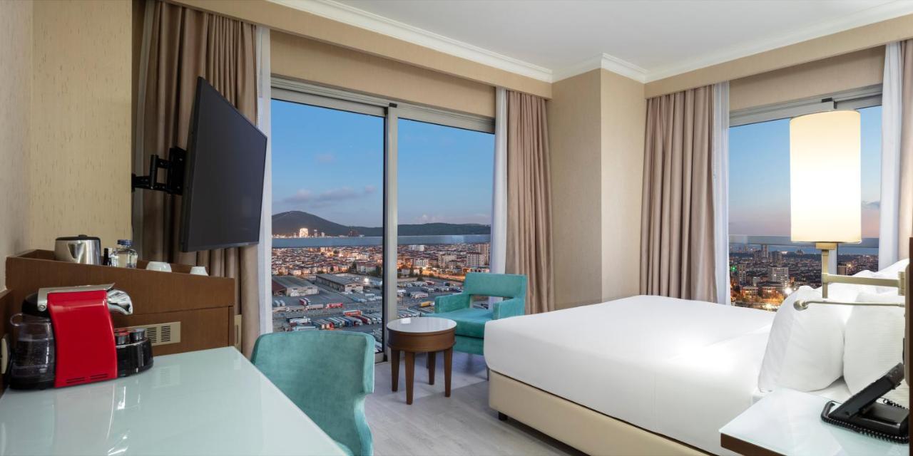 Doubletree By Hilton Istanbul Atasehir Hotel & Conference Centre エクステリア 写真