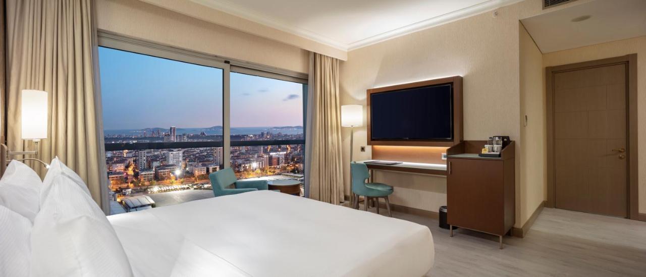 Doubletree By Hilton Istanbul Atasehir Hotel & Conference Centre エクステリア 写真