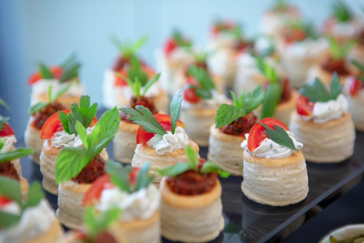 Doubletree By Hilton Istanbul Atasehir Hotel & Conference Centre エクステリア 写真