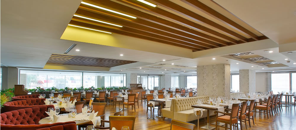 Doubletree By Hilton Istanbul Atasehir Hotel & Conference Centre エクステリア 写真