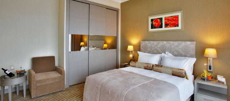 Doubletree By Hilton Istanbul Atasehir Hotel & Conference Centre エクステリア 写真