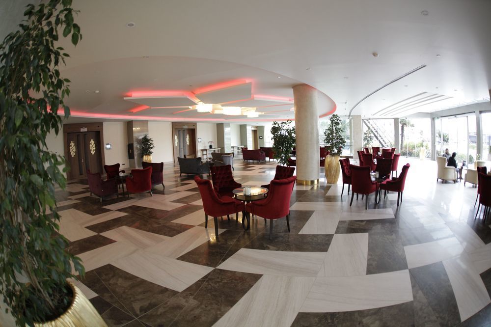 Doubletree By Hilton Istanbul Atasehir Hotel & Conference Centre エクステリア 写真