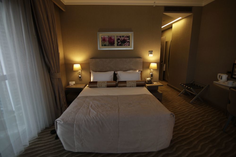 Doubletree By Hilton Istanbul Atasehir Hotel & Conference Centre エクステリア 写真